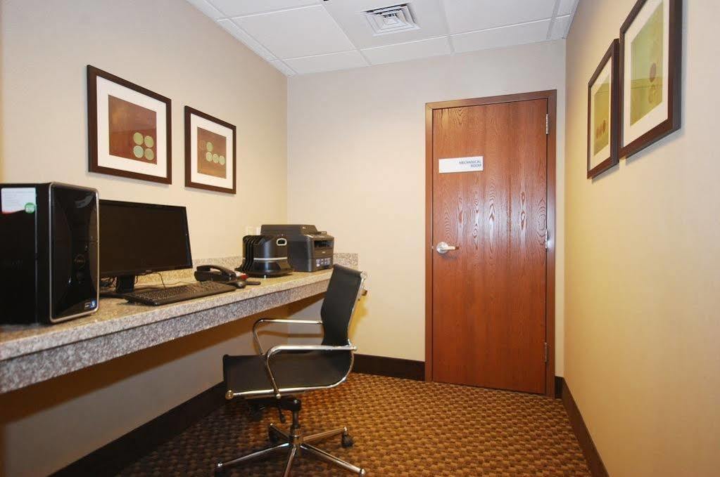 Holiday Inn Express And Suites Kittanning, An Ihg Hotel Luaran gambar