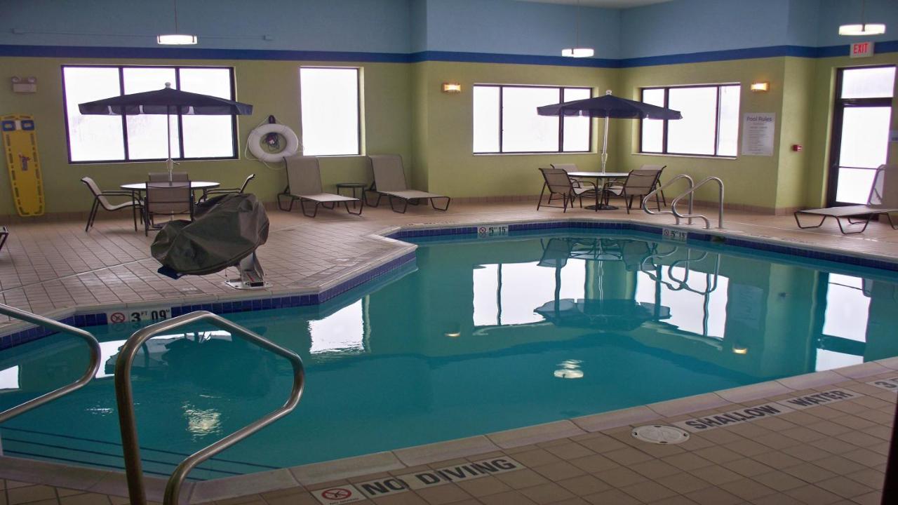 Holiday Inn Express And Suites Kittanning, An Ihg Hotel Luaran gambar